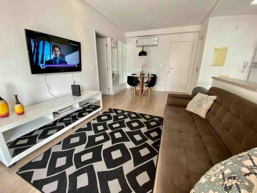 Lazer Completo Com Piscina E Sauna No Gonzaga ซันโตส ภายนอก รูปภาพ